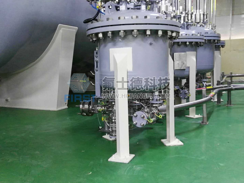 钢衬PTFE储罐具有防腐防酸碱特色